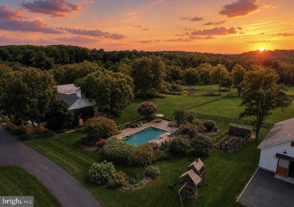 152 HARBOURTON WOODSVILLE ROAD