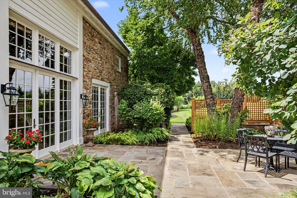 152 HARBOURTON WOODSVILLE ROAD