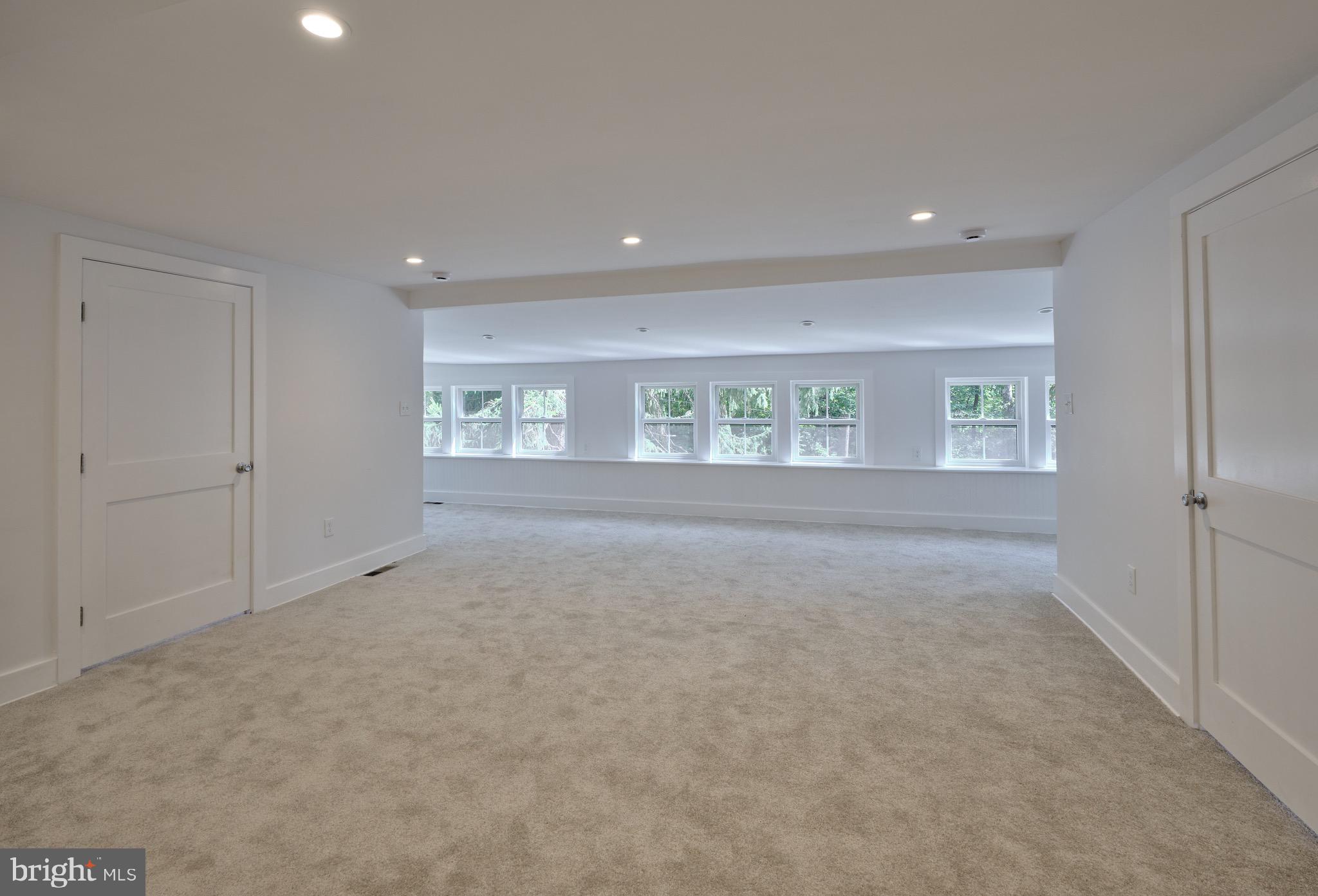 532 HOLLOW ROAD