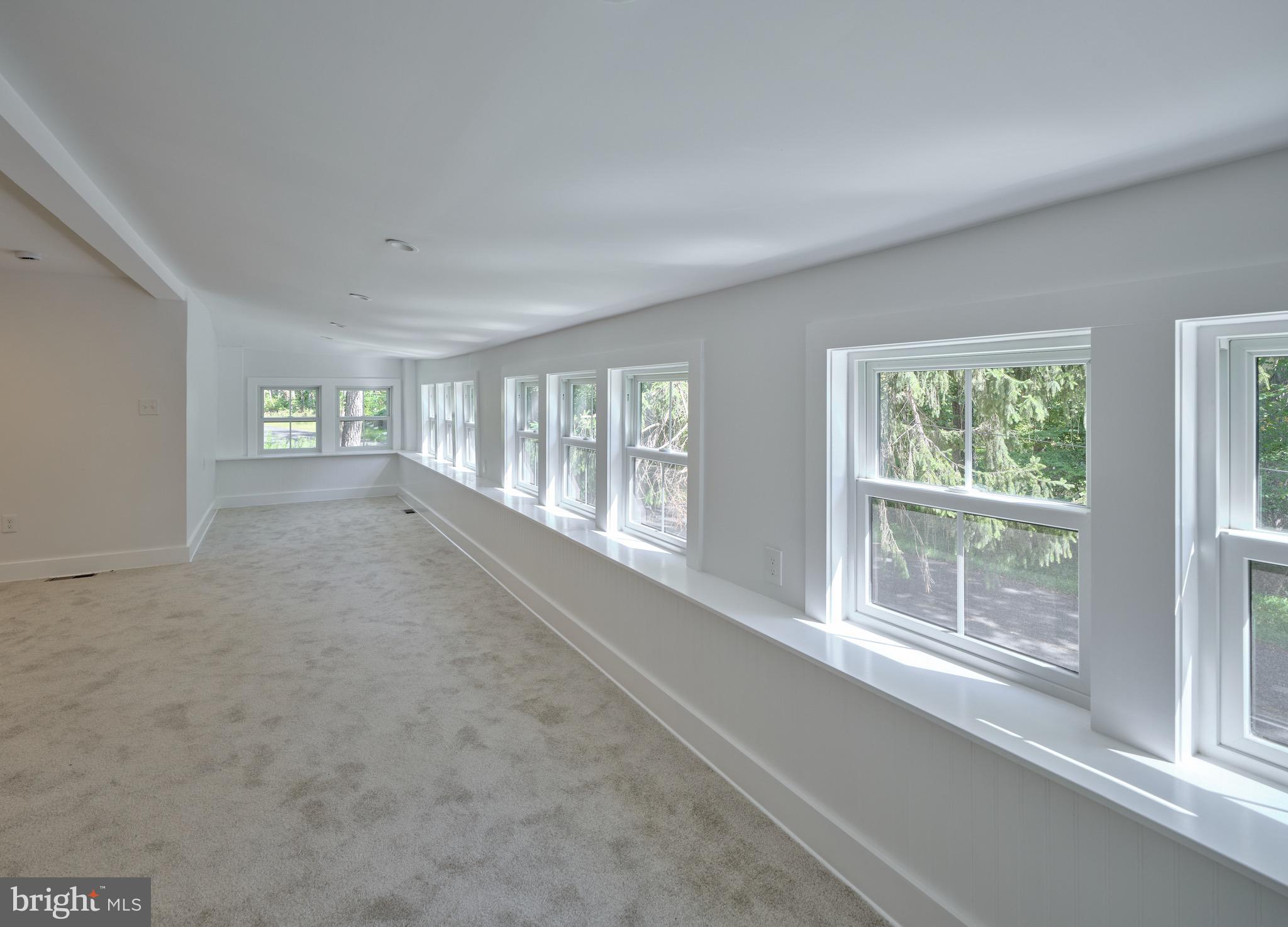 532 HOLLOW ROAD