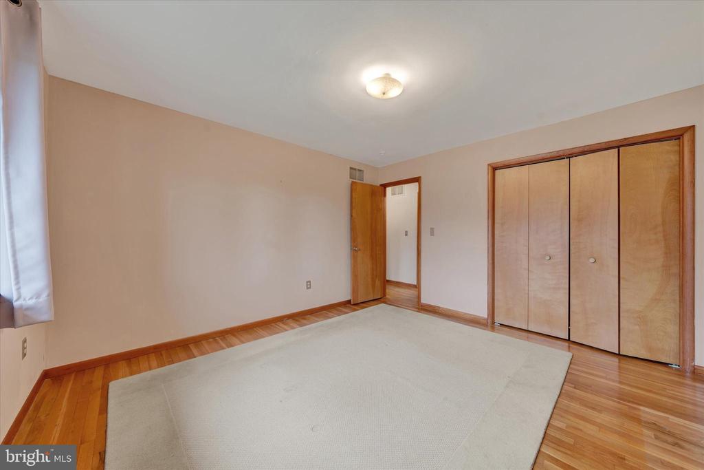 31 BARBARA DRIVE