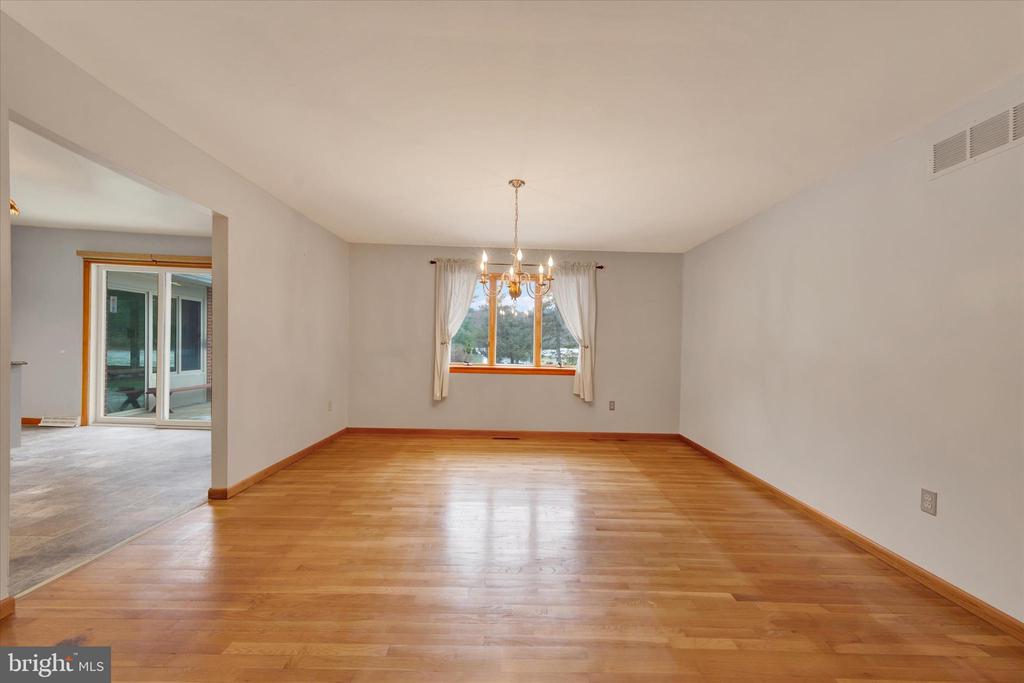 31 BARBARA DRIVE