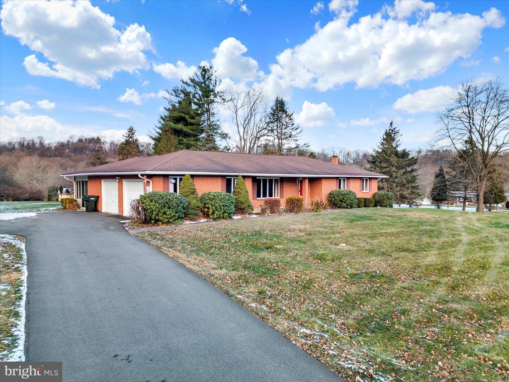 31 BARBARA DRIVE