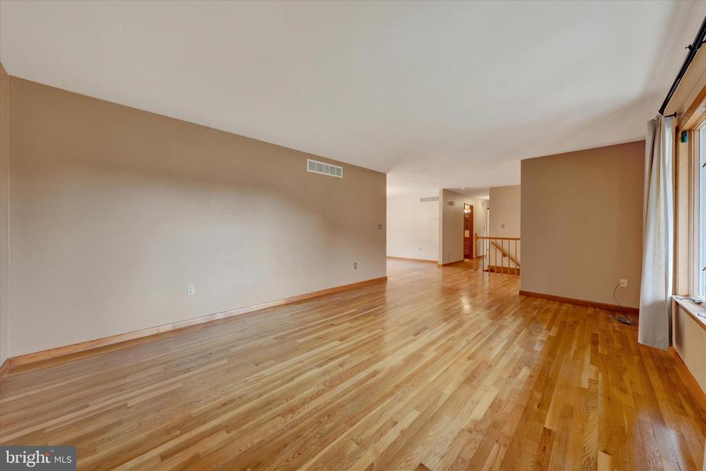 31 BARBARA DRIVE
