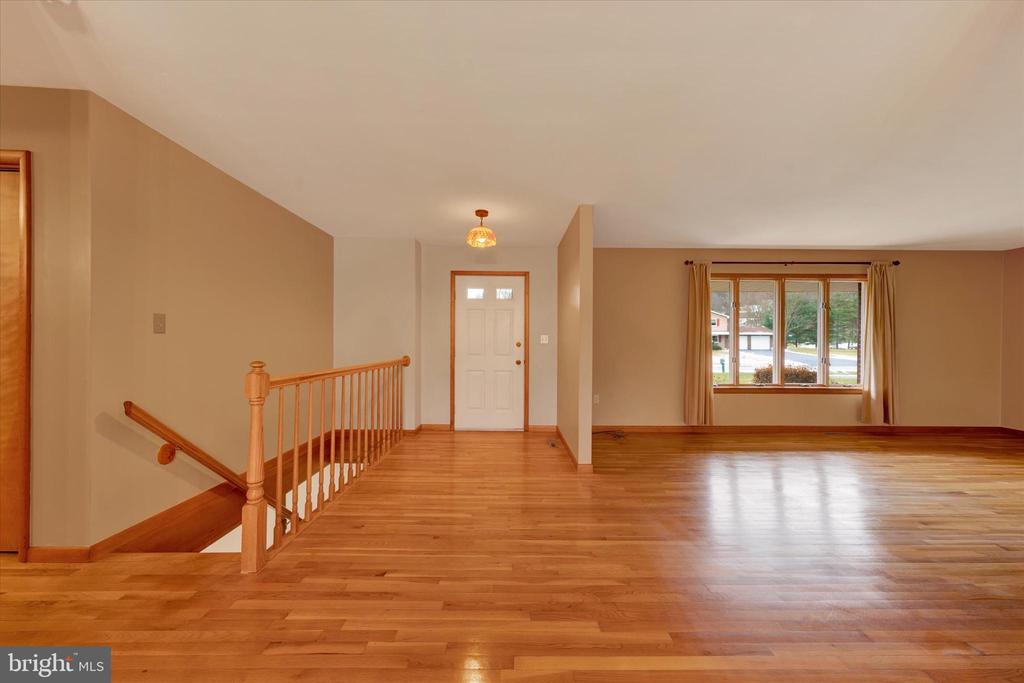 31 BARBARA DRIVE