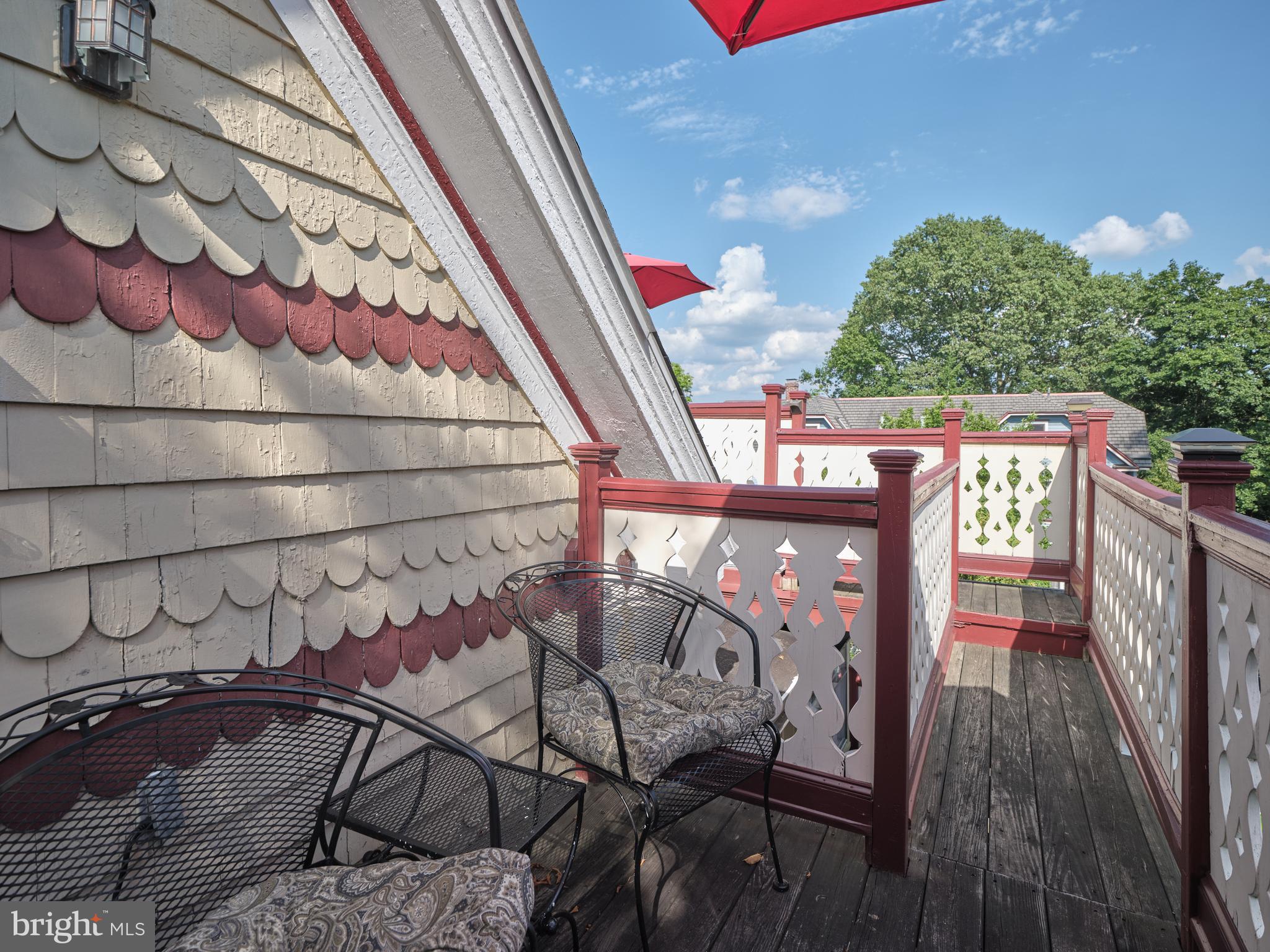 117 W BRIDGE STREET