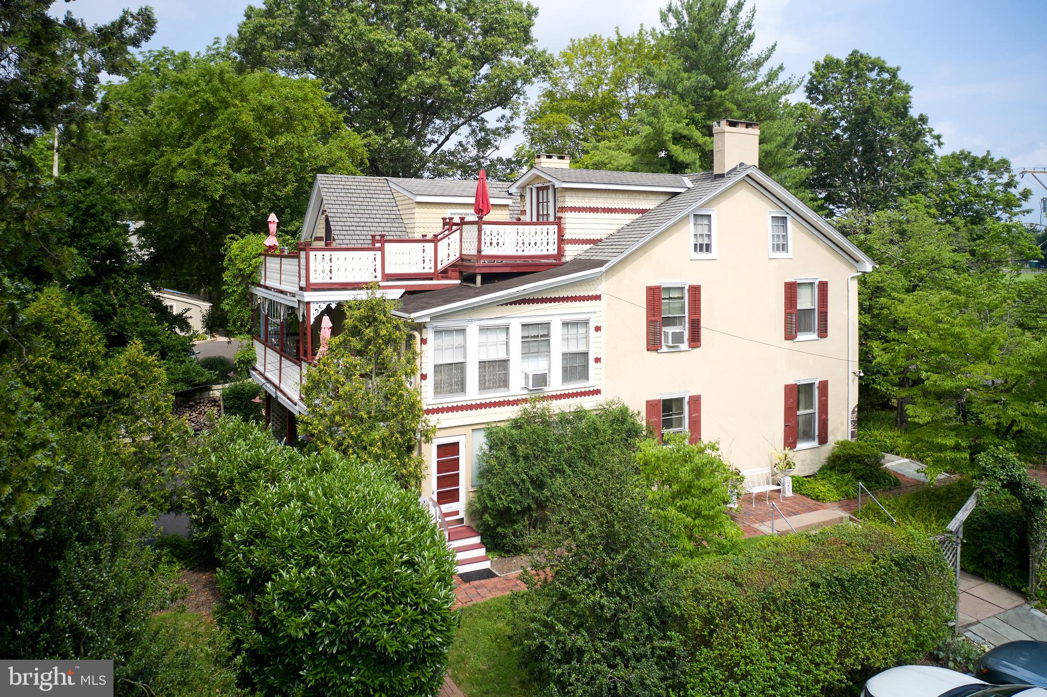 117 W BRIDGE STREET