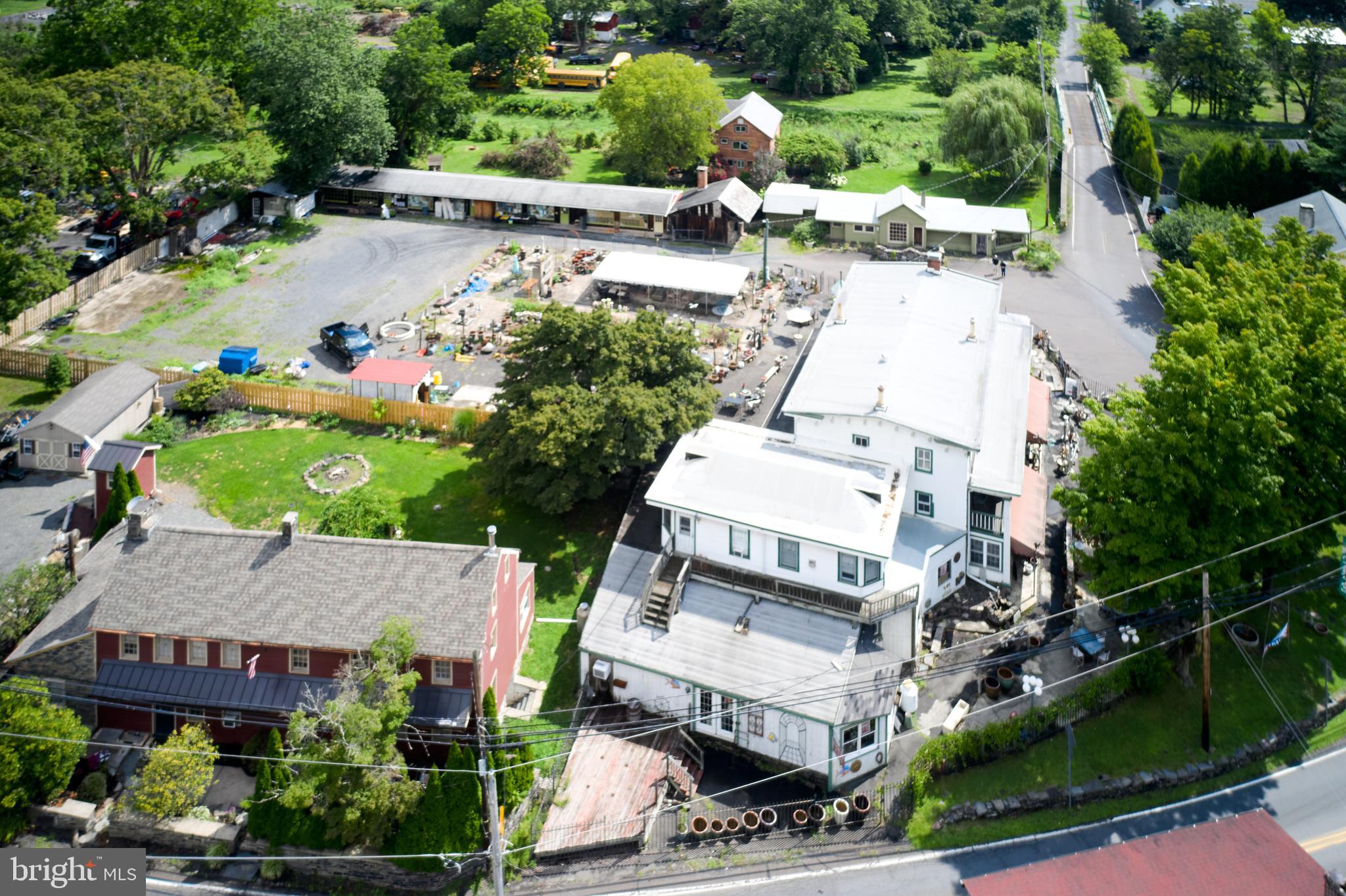 6 RIVER ROAD
