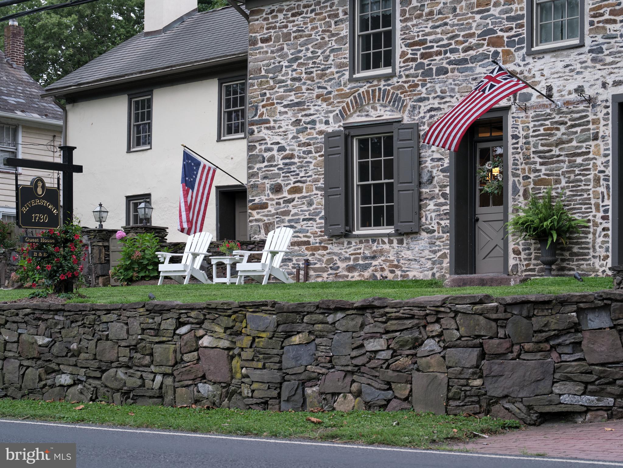 1636 RIVER ROAD