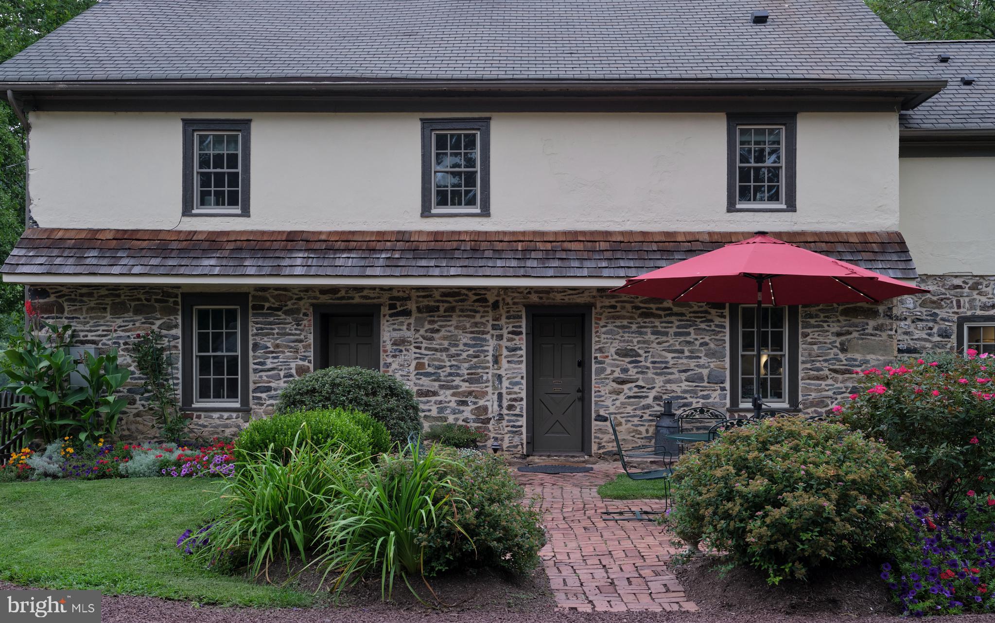 1636 RIVER ROAD