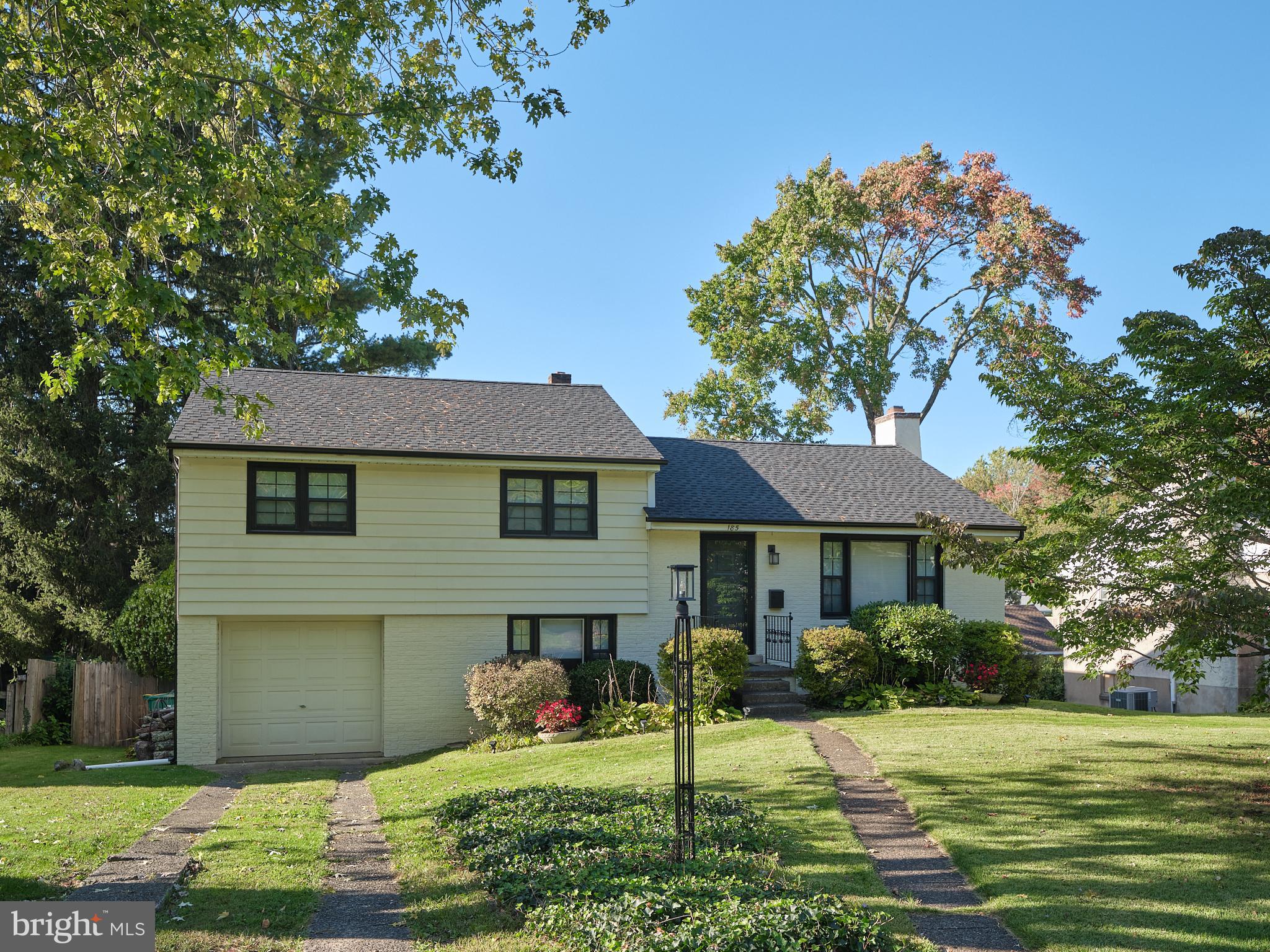 185 DAVIS ROAD