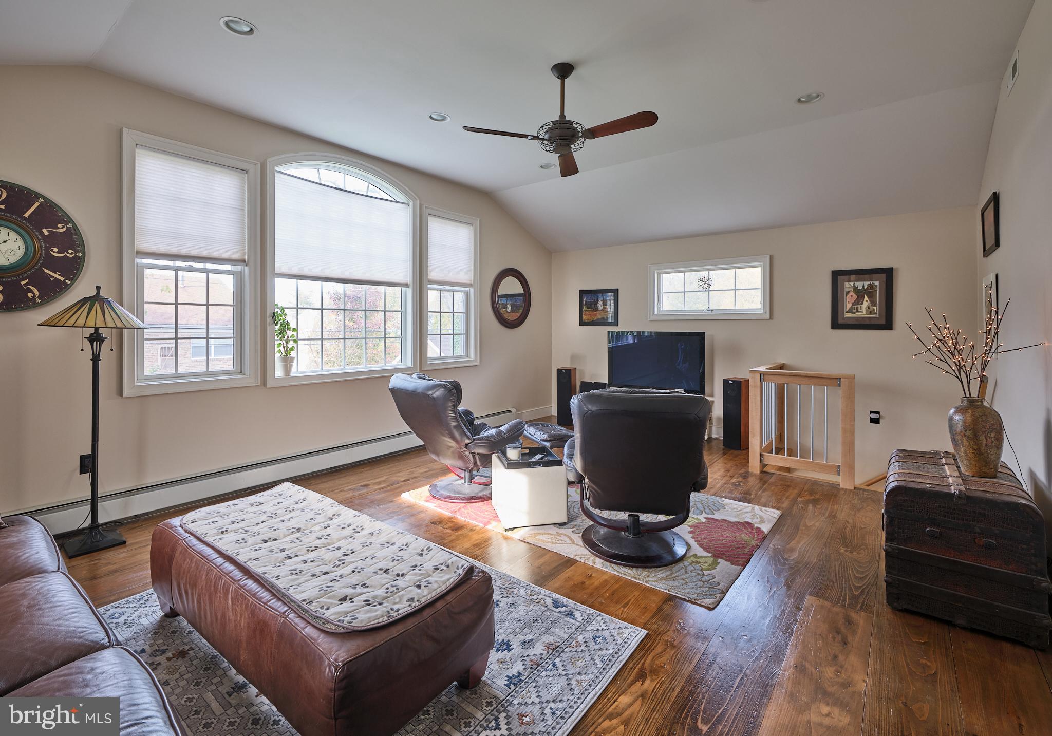 185 DAVIS ROAD
