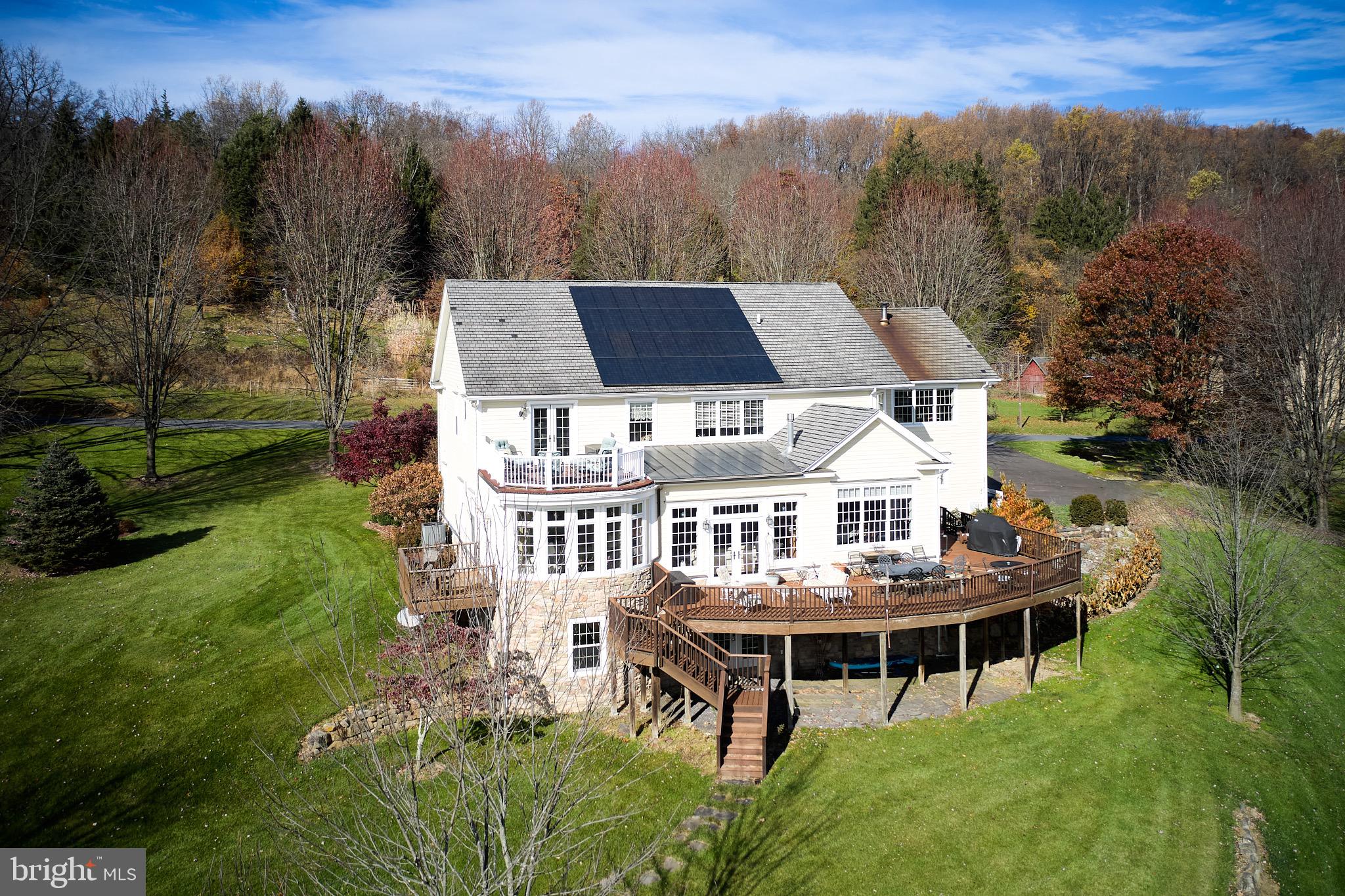 1400 COUNTY LINE E