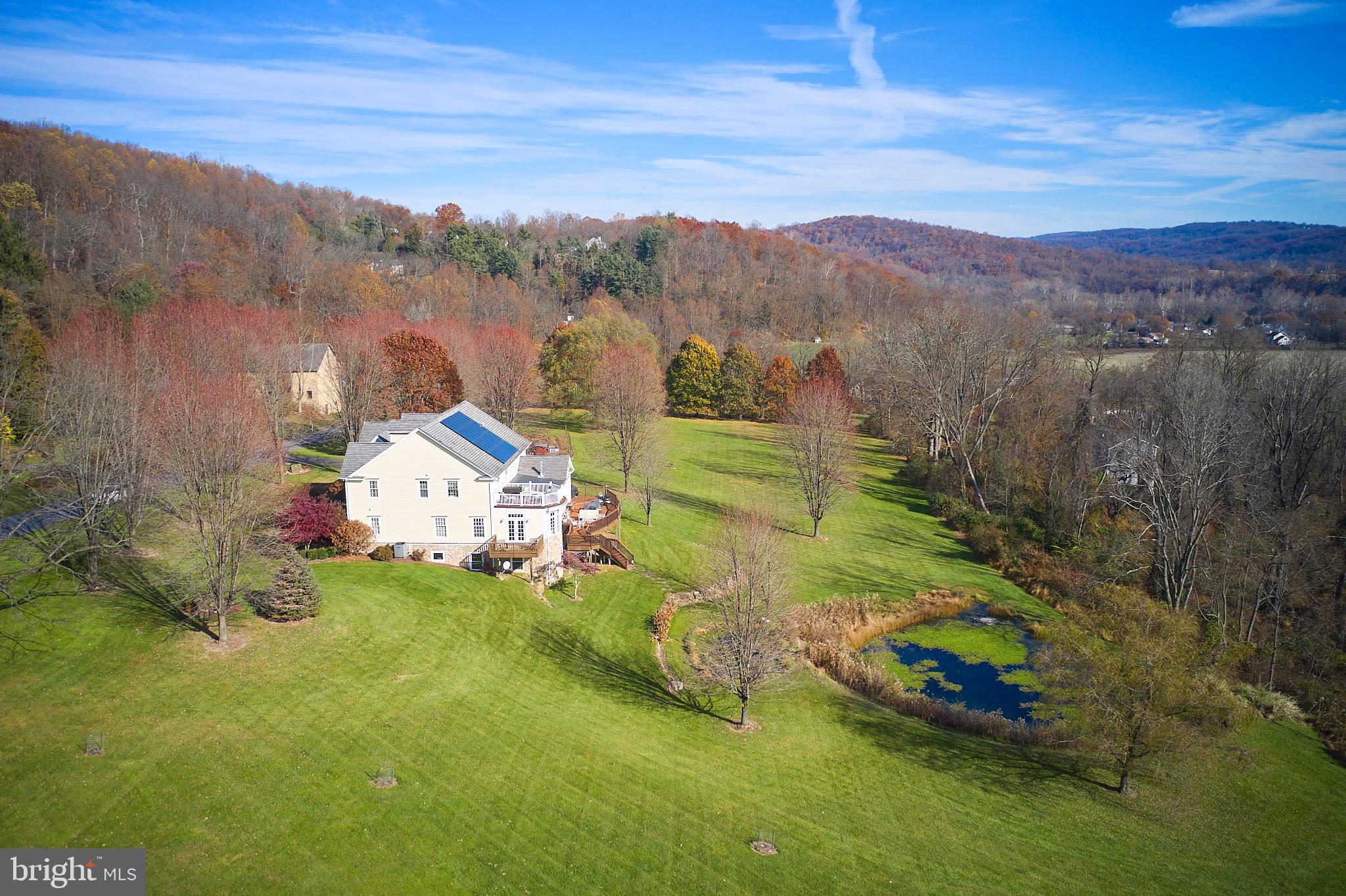 1400 COUNTY LINE E