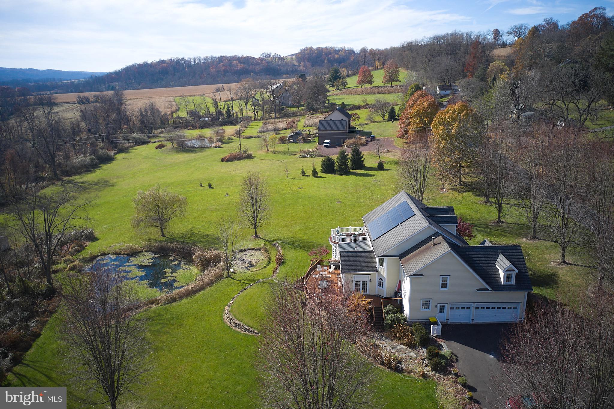 1400 COUNTY LINE E