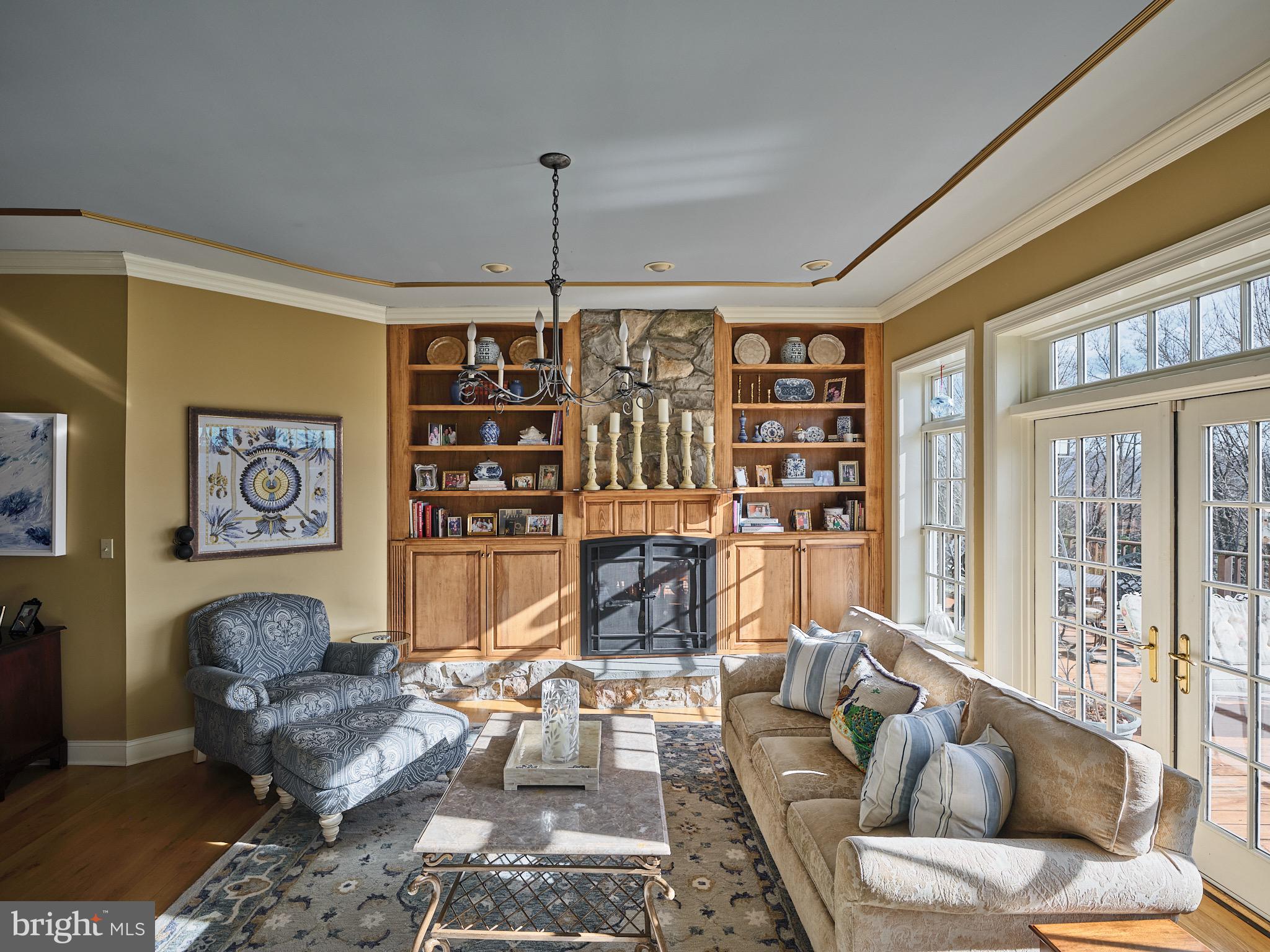 1400 COUNTY LINE E