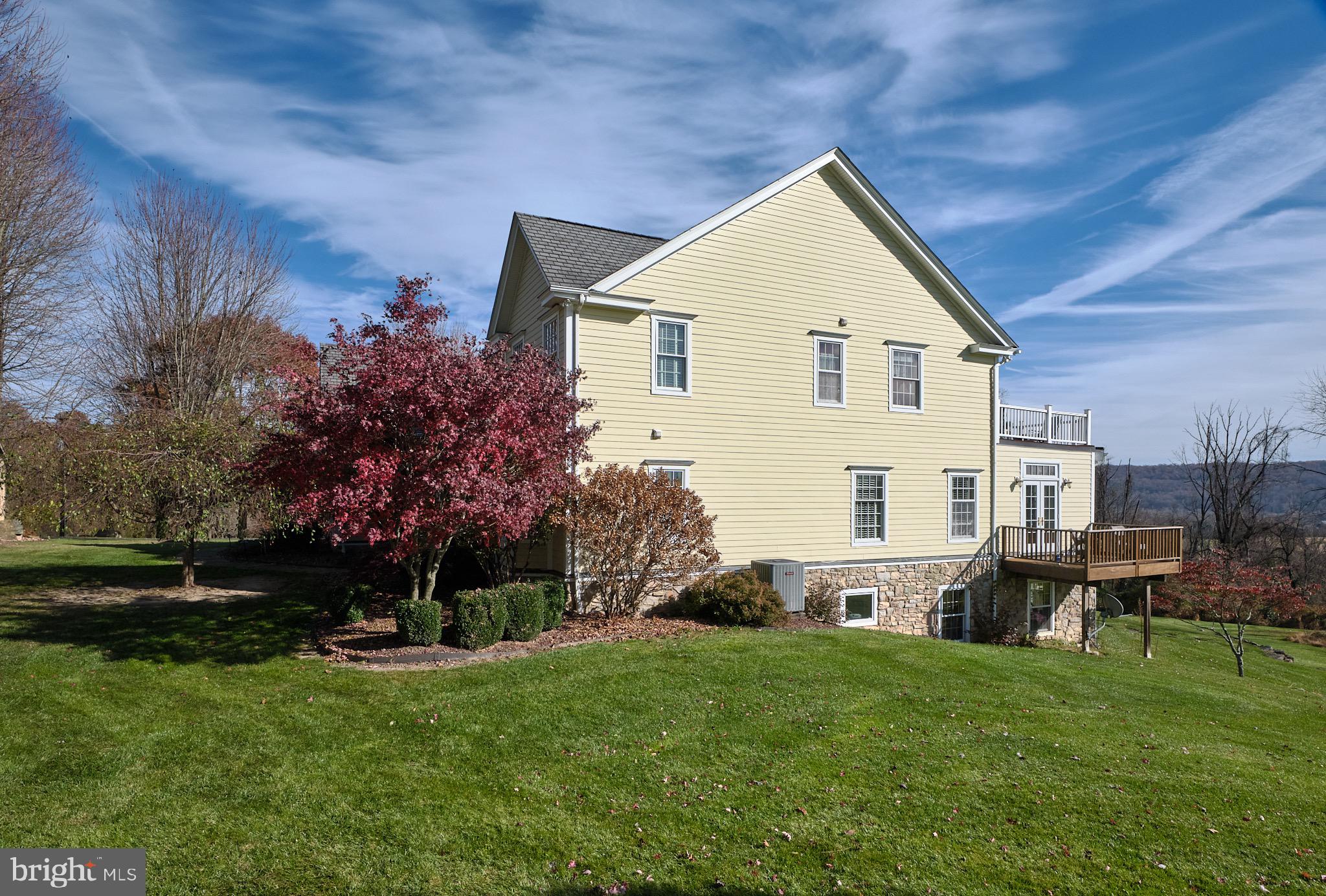 1400 COUNTY LINE E