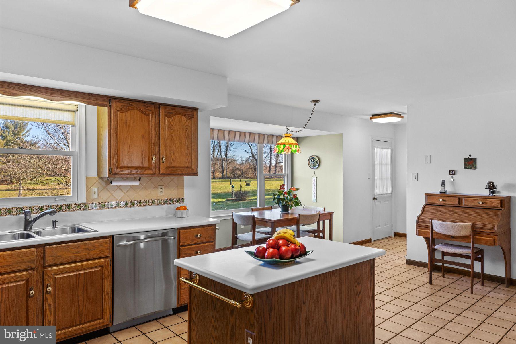 6474 GREENHILL ROAD