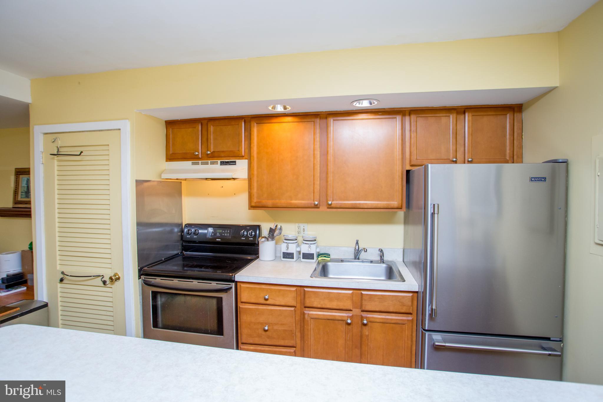 11 RIVERHILL A