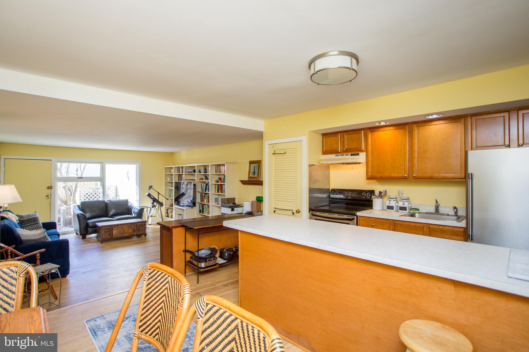 11 RIVERHILL A