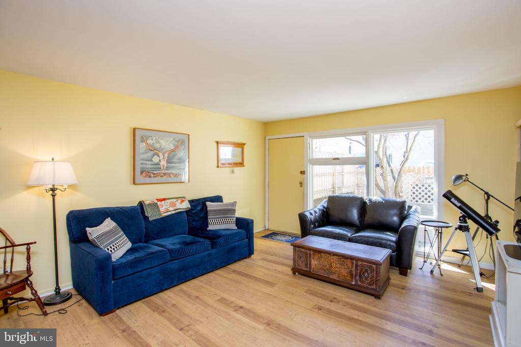 11 RIVERHILL A