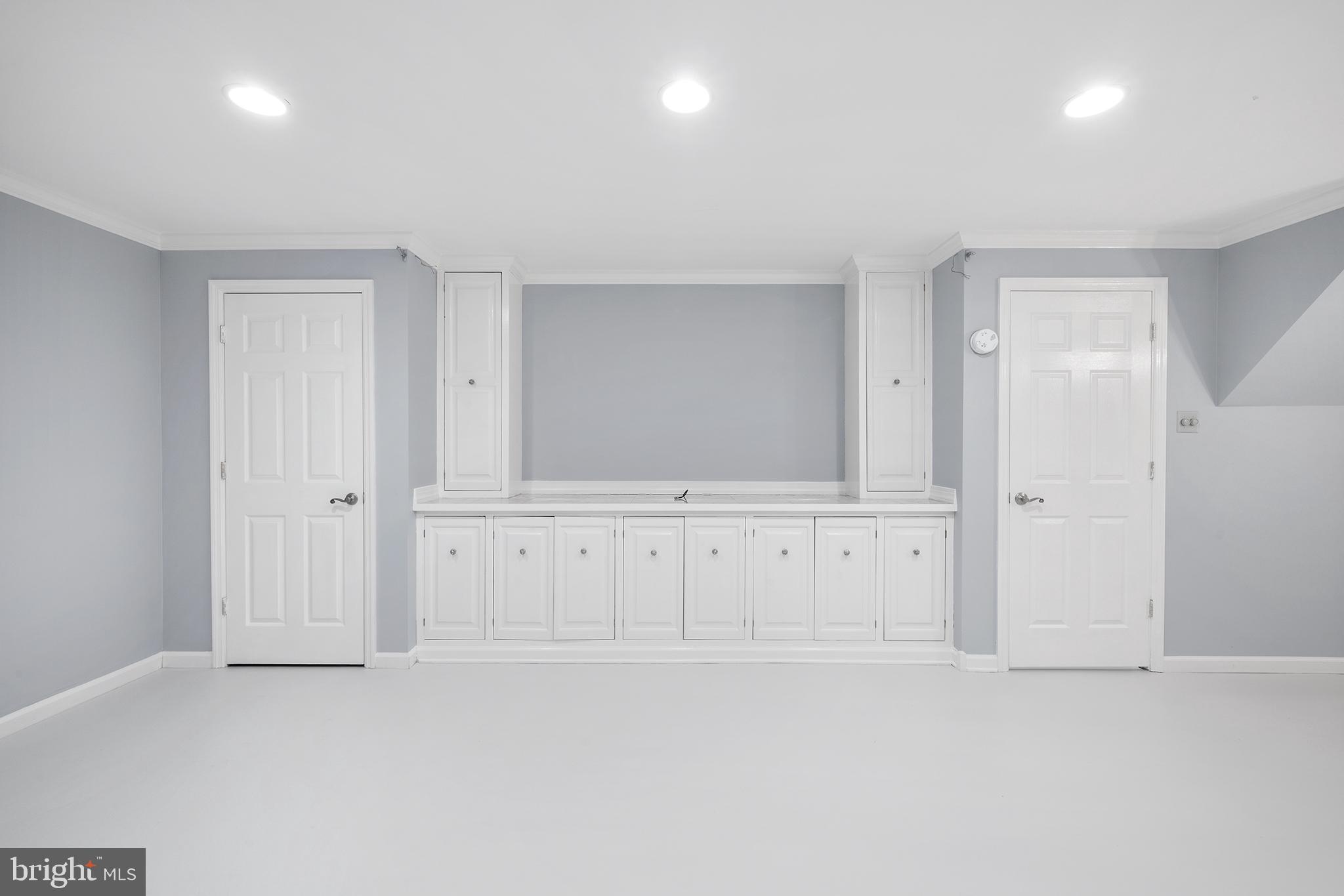32 PARCHMENT DRIVE