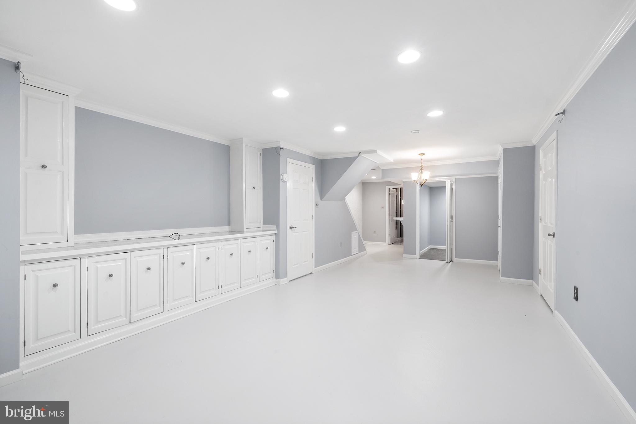 32 PARCHMENT DRIVE