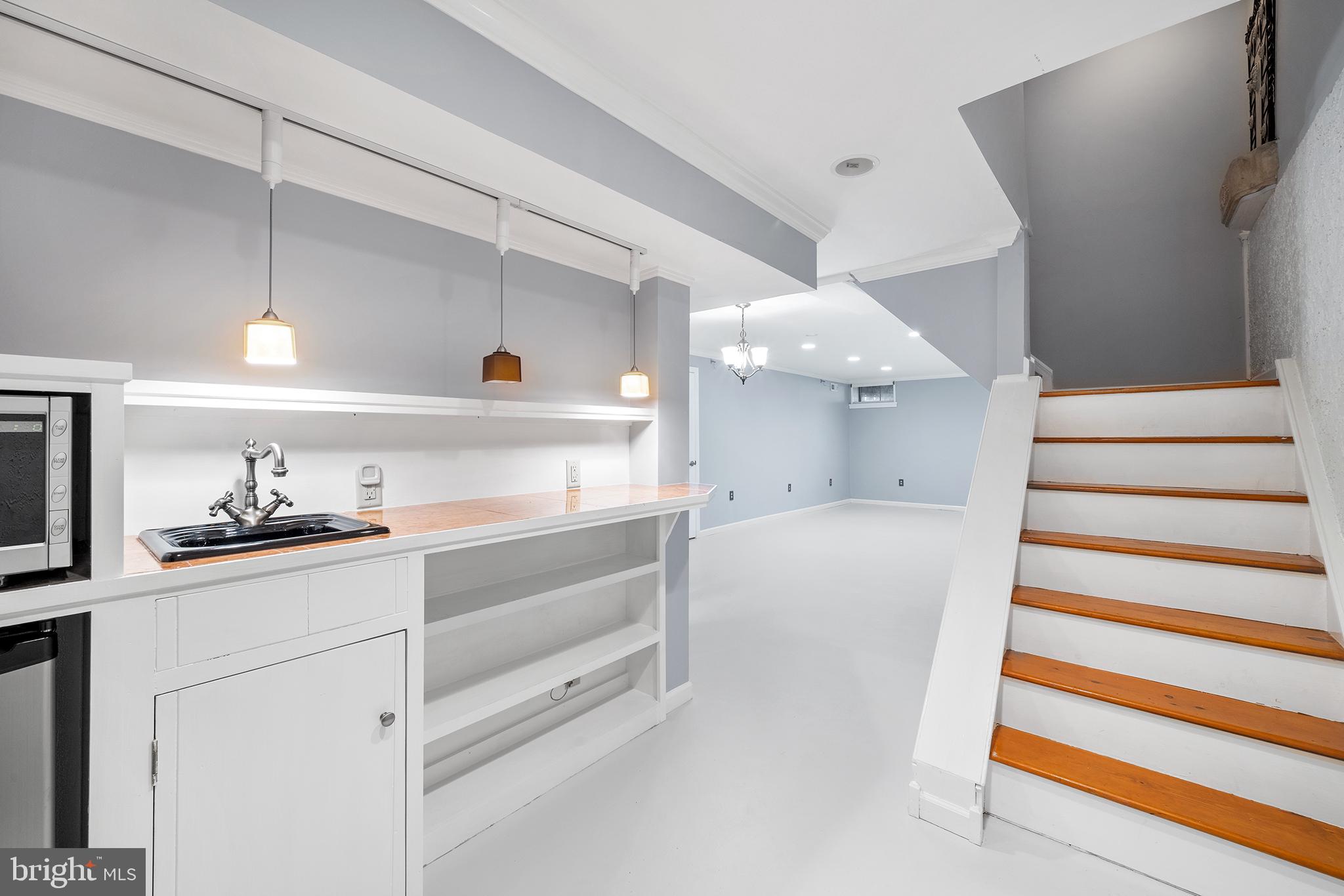 32 PARCHMENT DRIVE