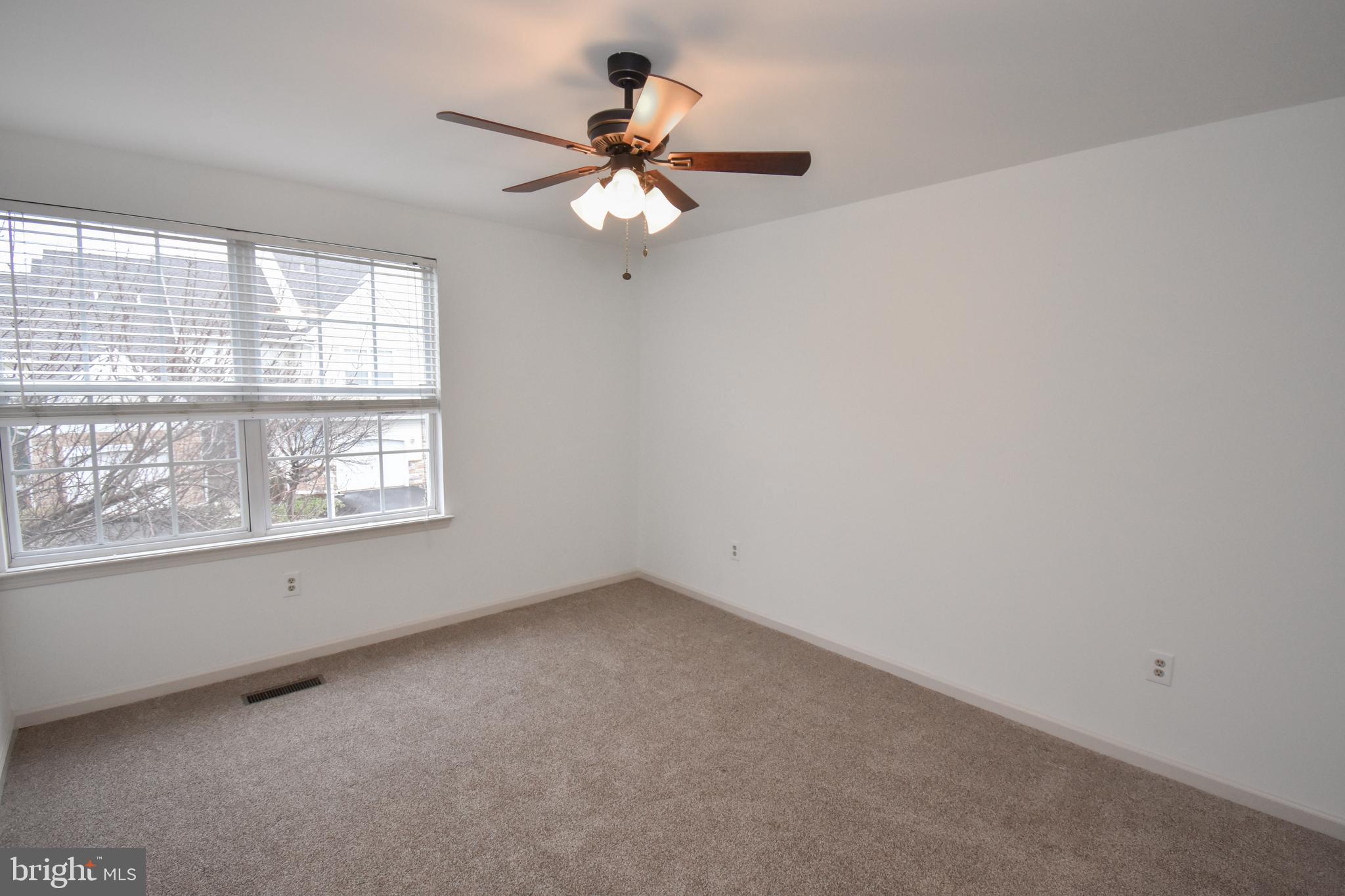 702 HARROWGATE LANE 63