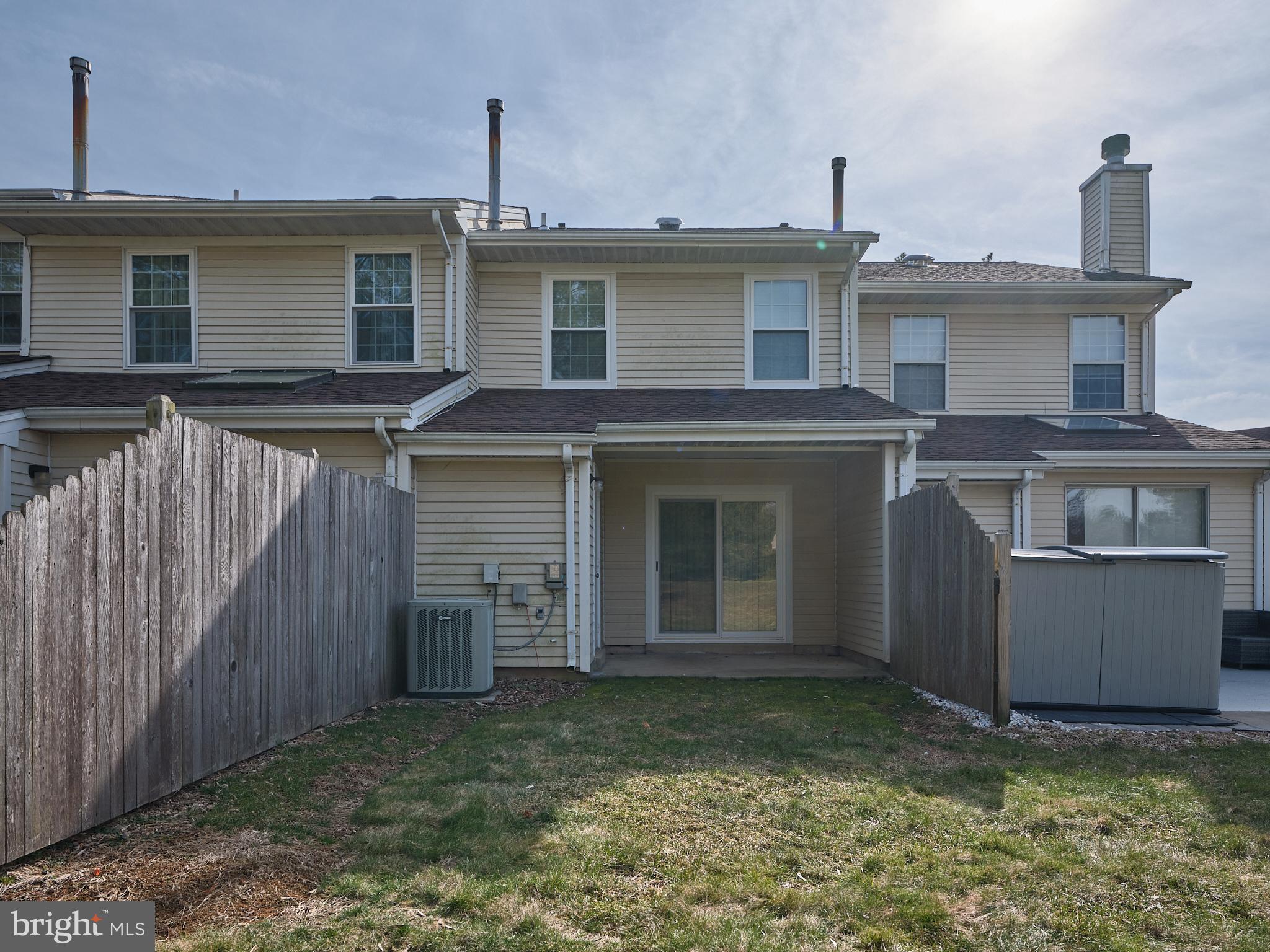 311 LEEDOM WAY
