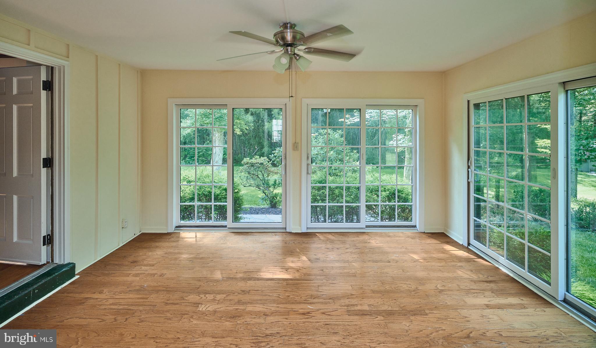 129 FOXCROFT DRIVE
