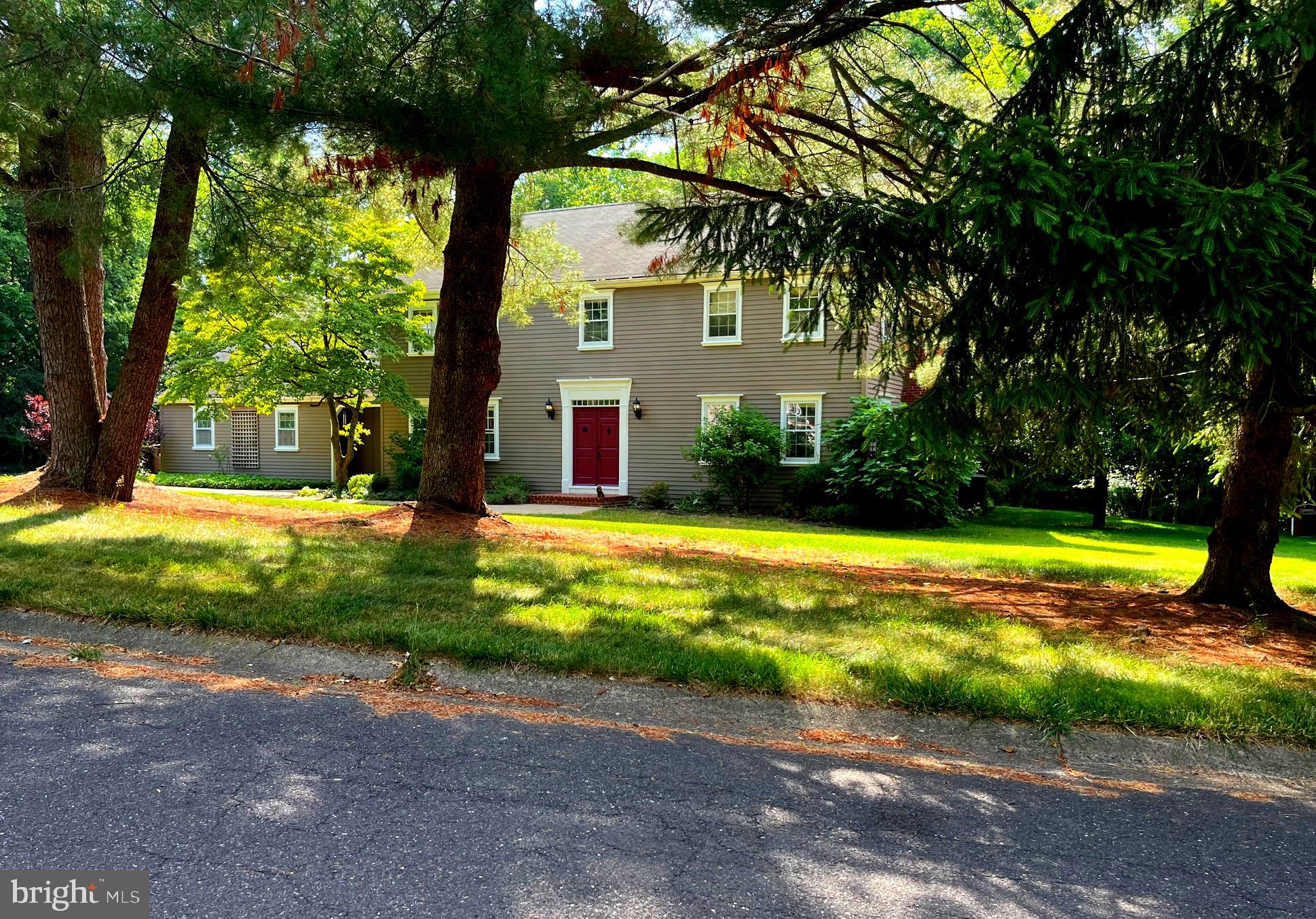 129 FOXCROFT DRIVE