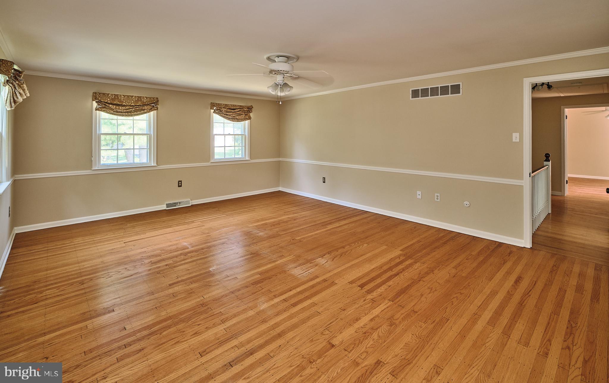 129 FOXCROFT DRIVE