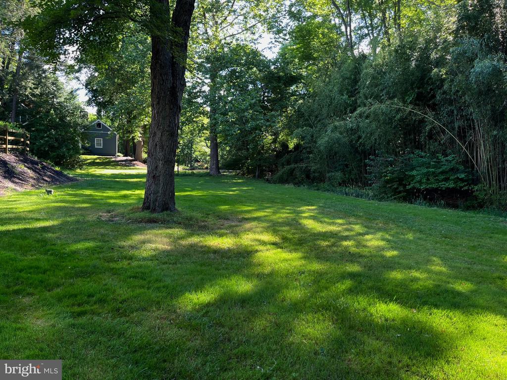 129 FOXCROFT DRIVE
