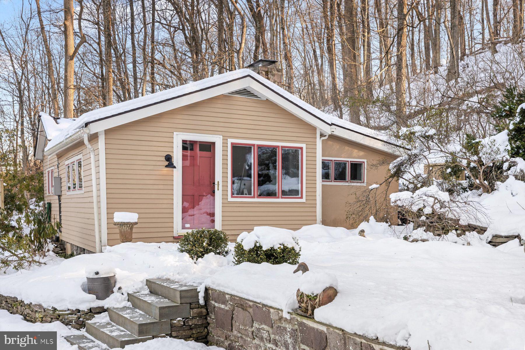 3017 RIVER ROAD