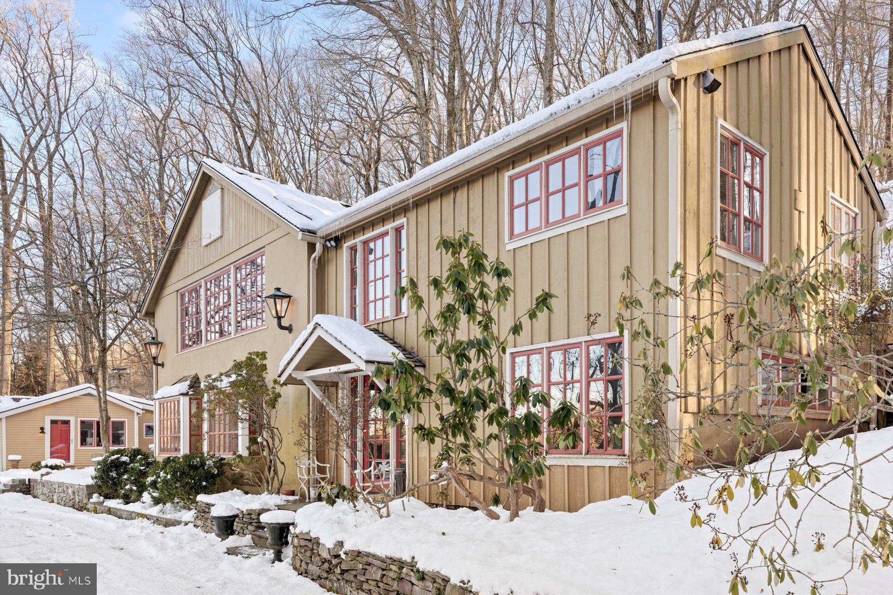 3017 RIVER ROAD