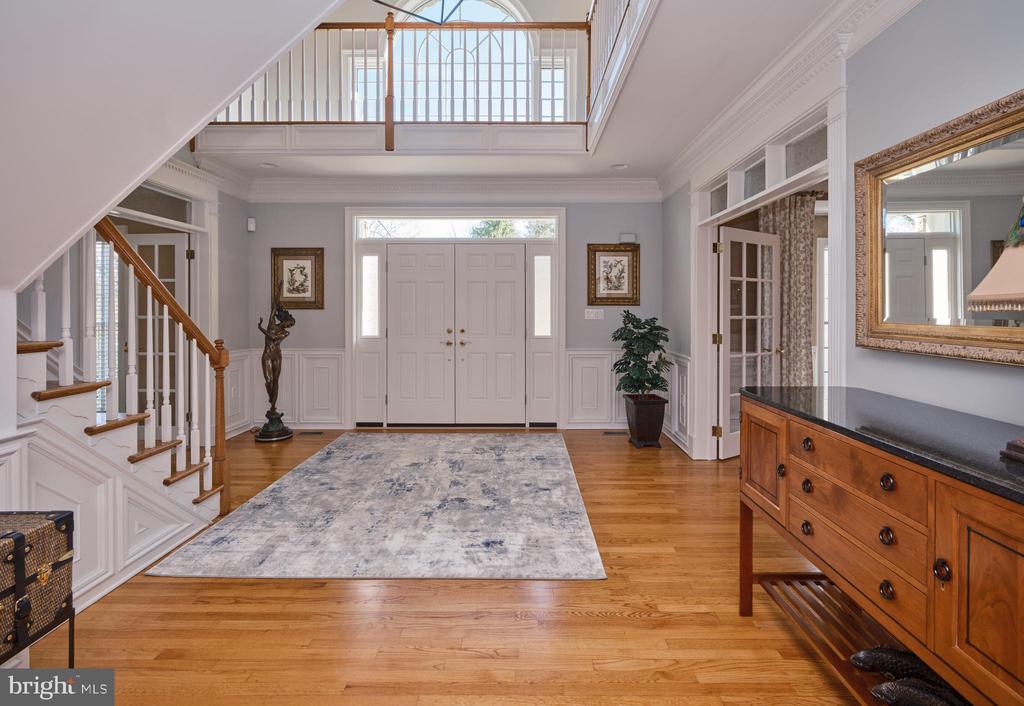 4 KINGSWOOD DRIVE