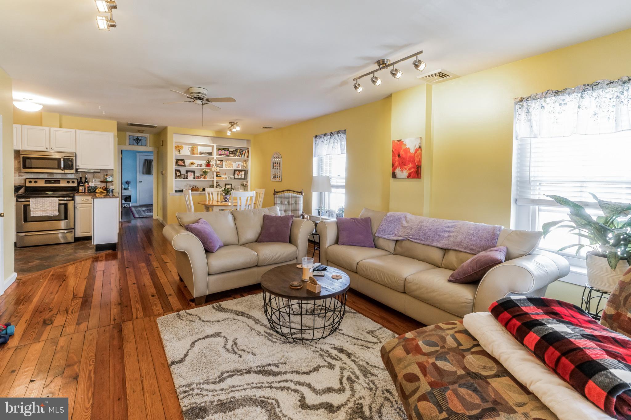 420 W CHESTNUT STREET