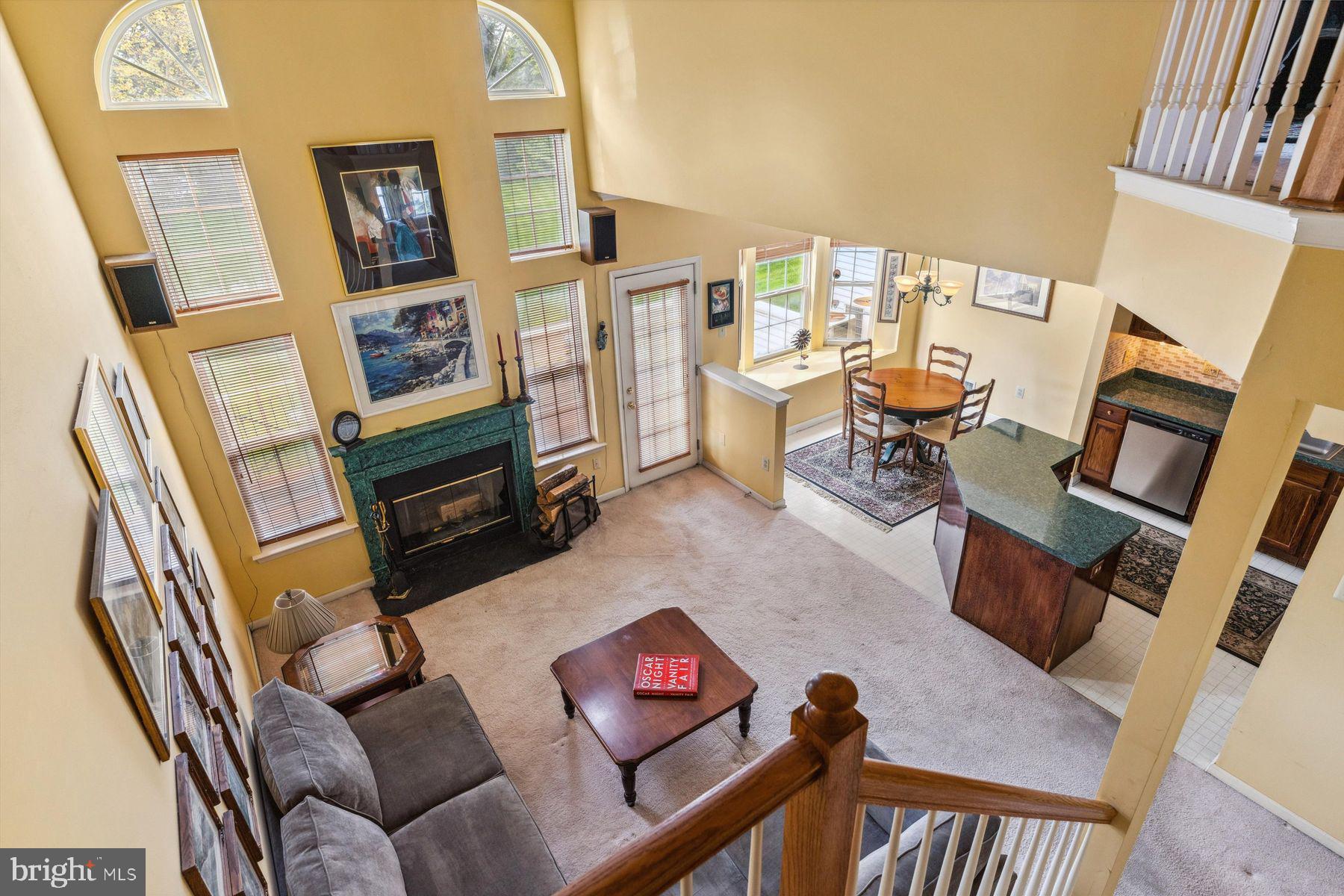422 FAIRVIEW WAY