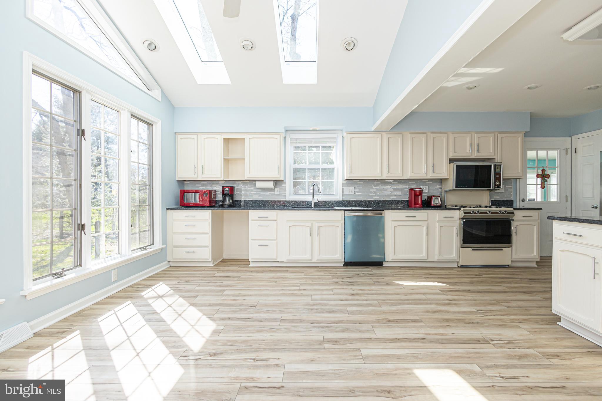 1003 DARBY DRIVE