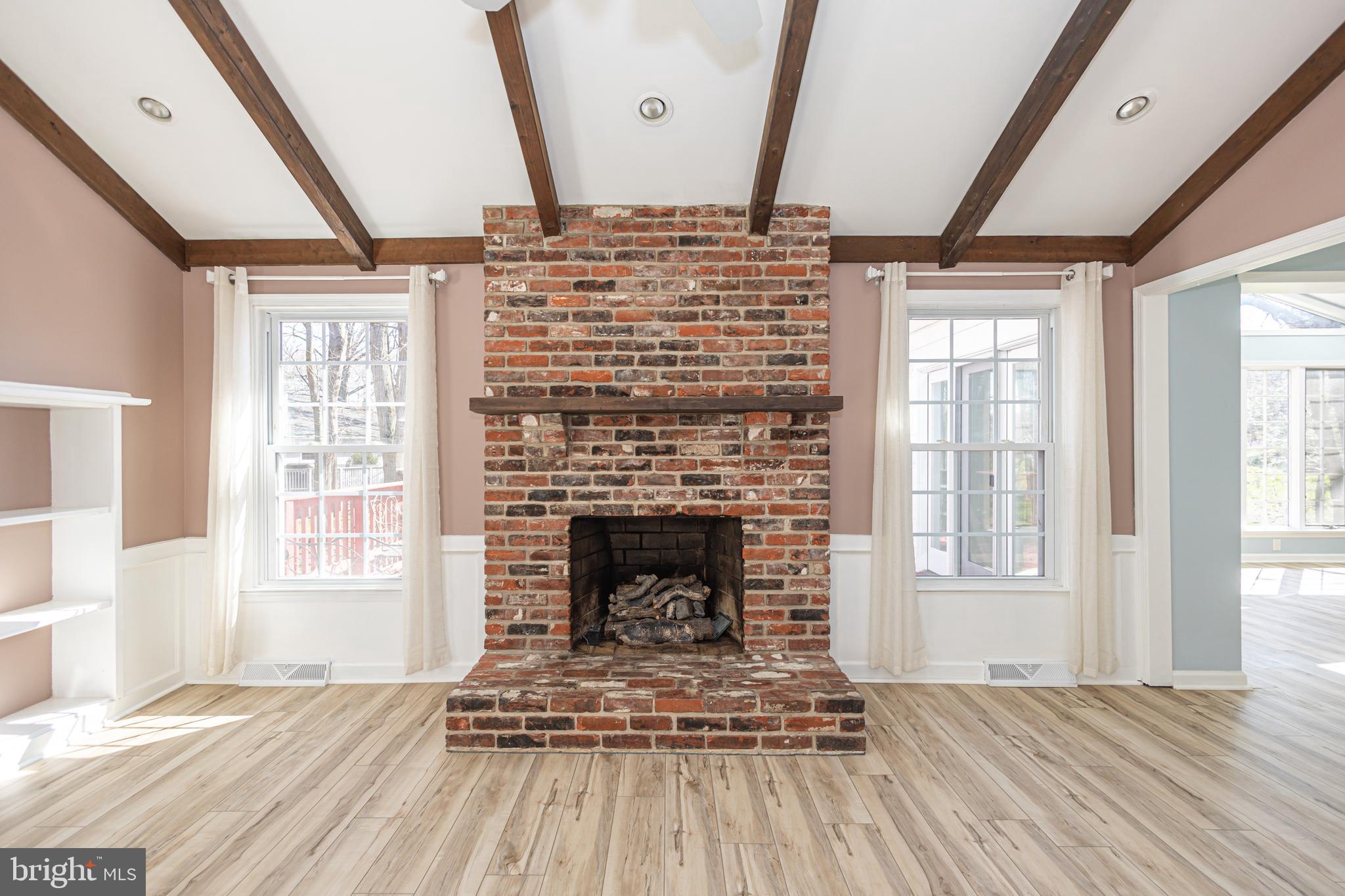 1003 DARBY DRIVE