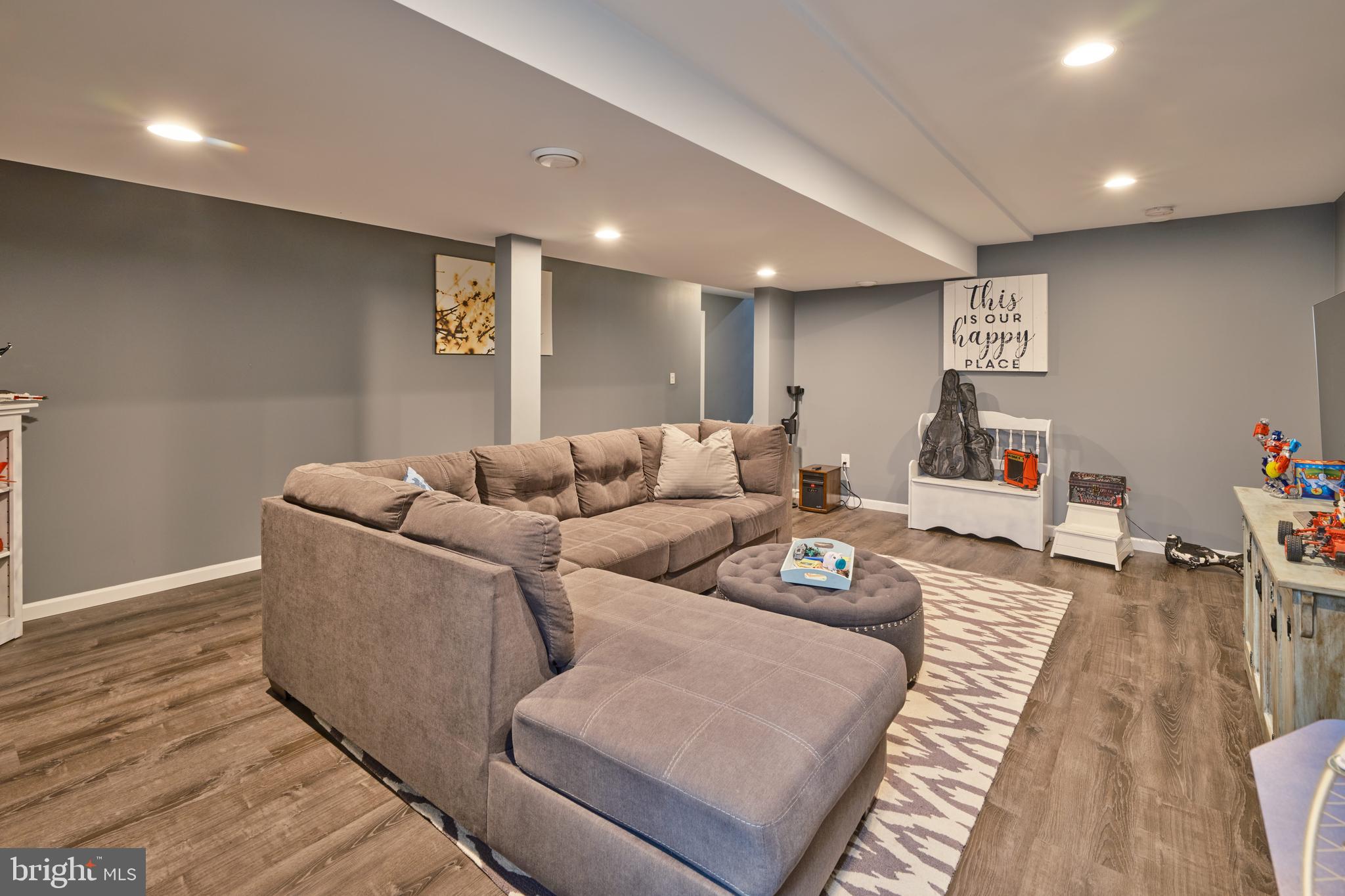 107 MCHENRY COURT