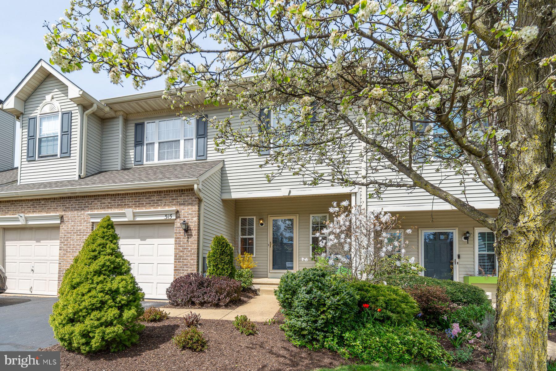 315 FIELDSTONE DRIVE
