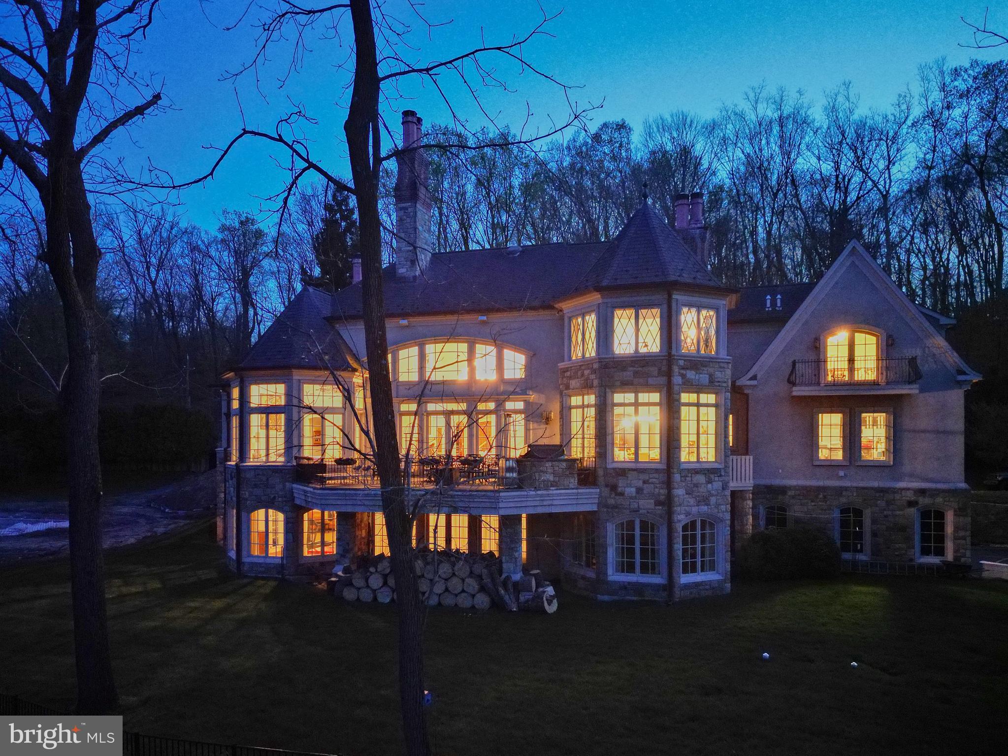 1726 RIVER ROAD