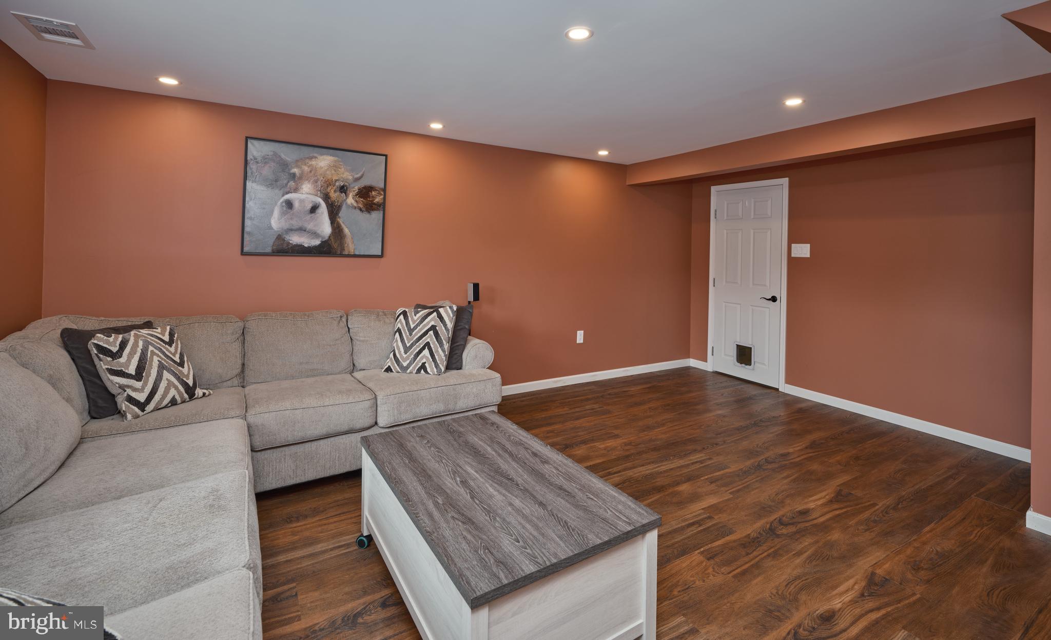 129 CLEMATIS WAY