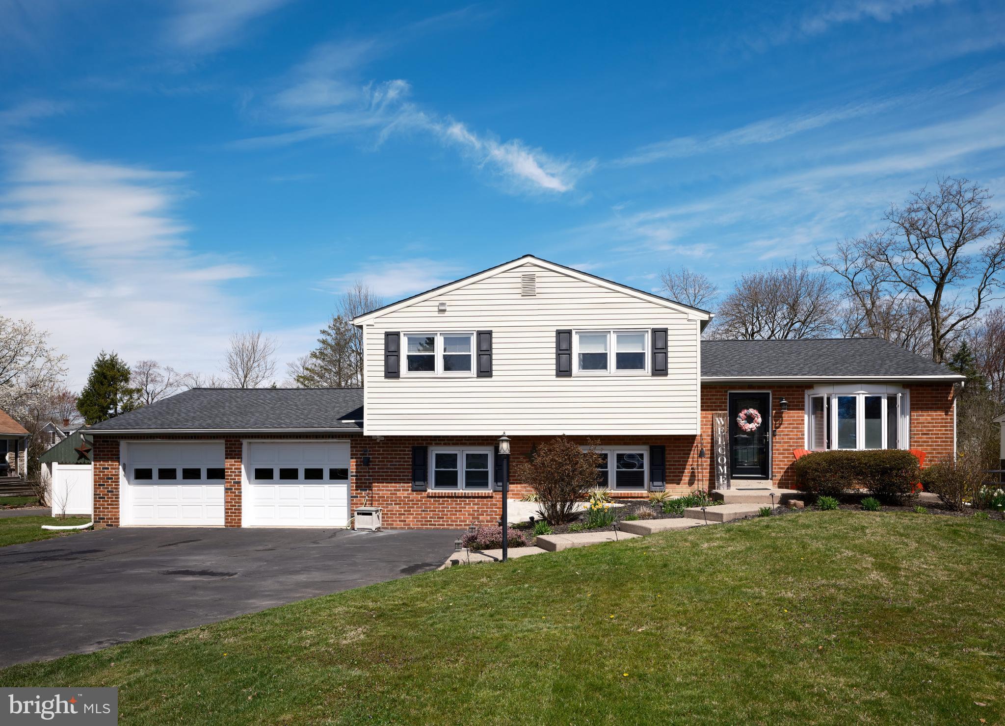 129 CLEMATIS WAY
