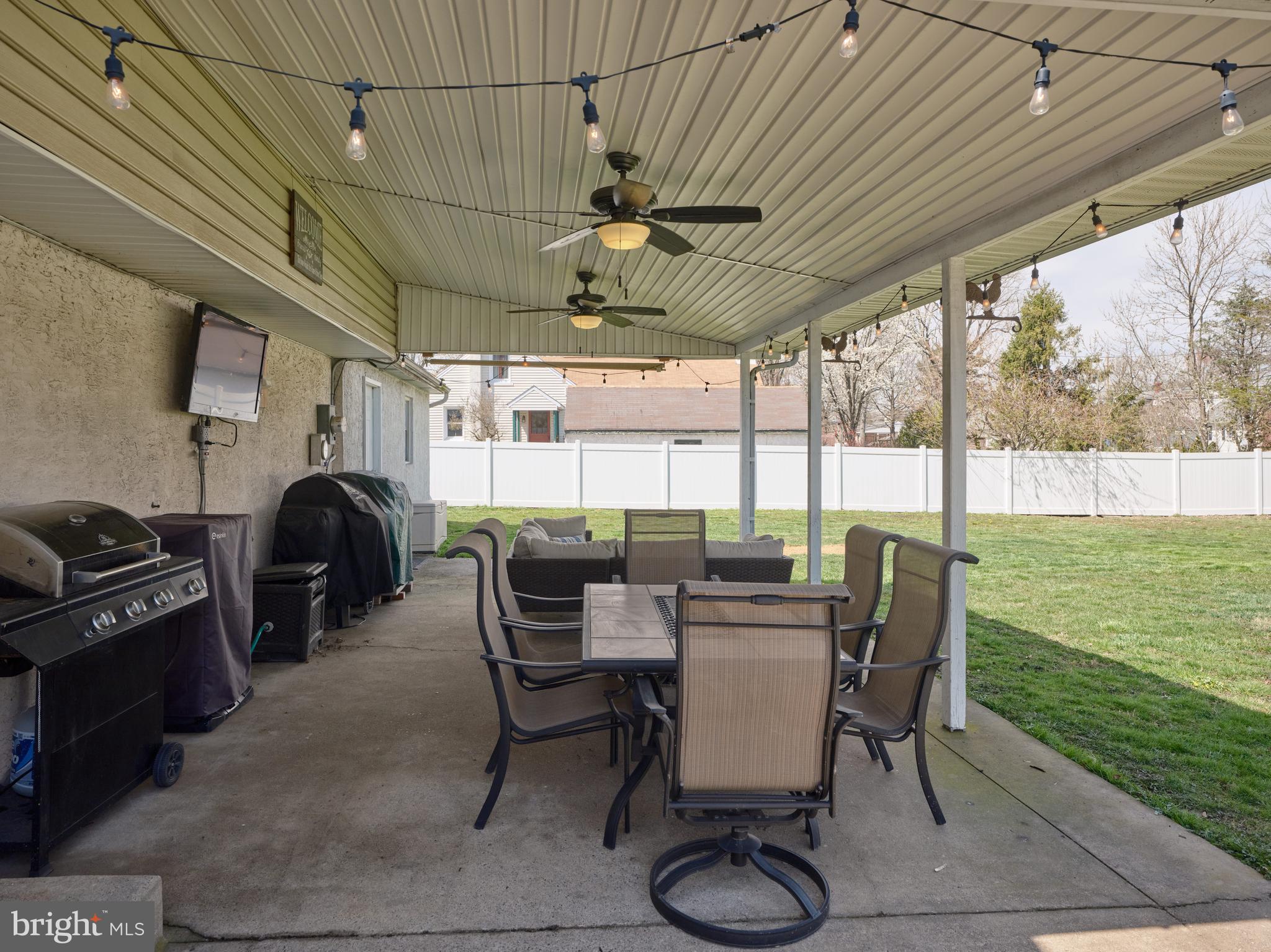 129 CLEMATIS WAY