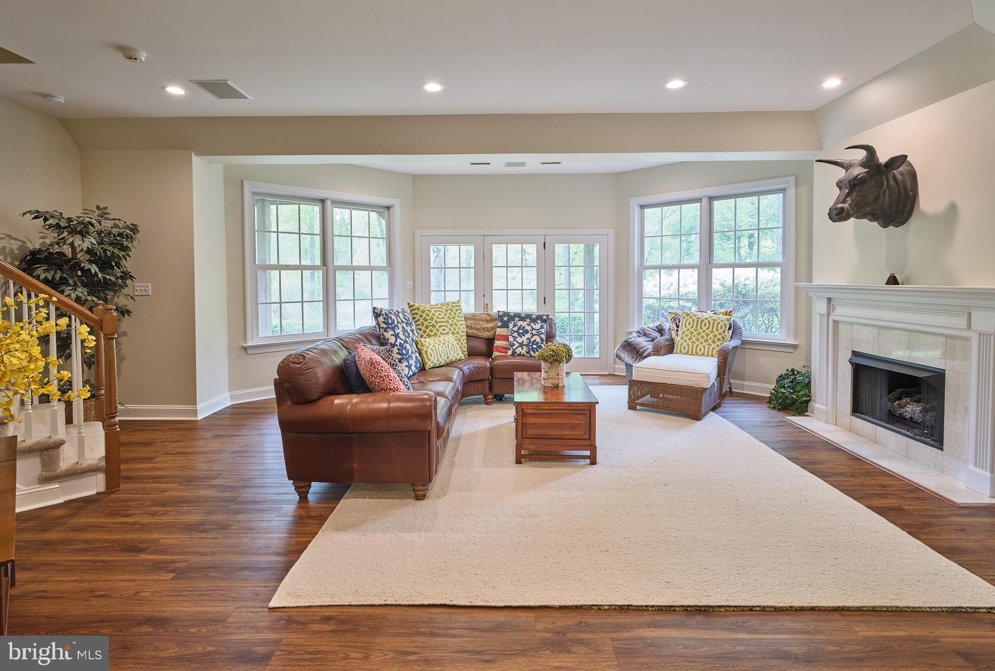 17 GREENBRIAR CIRCLE