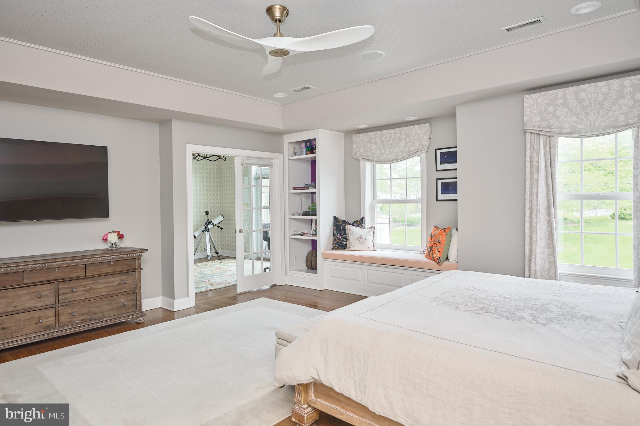 17 GREENBRIAR CIRCLE