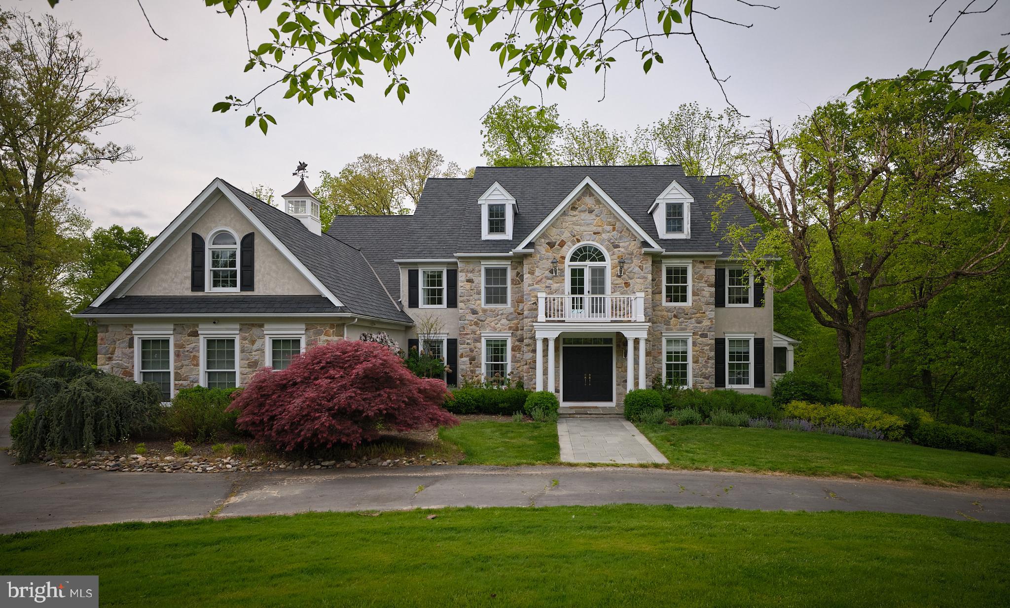 17 GREENBRIAR CIRCLE